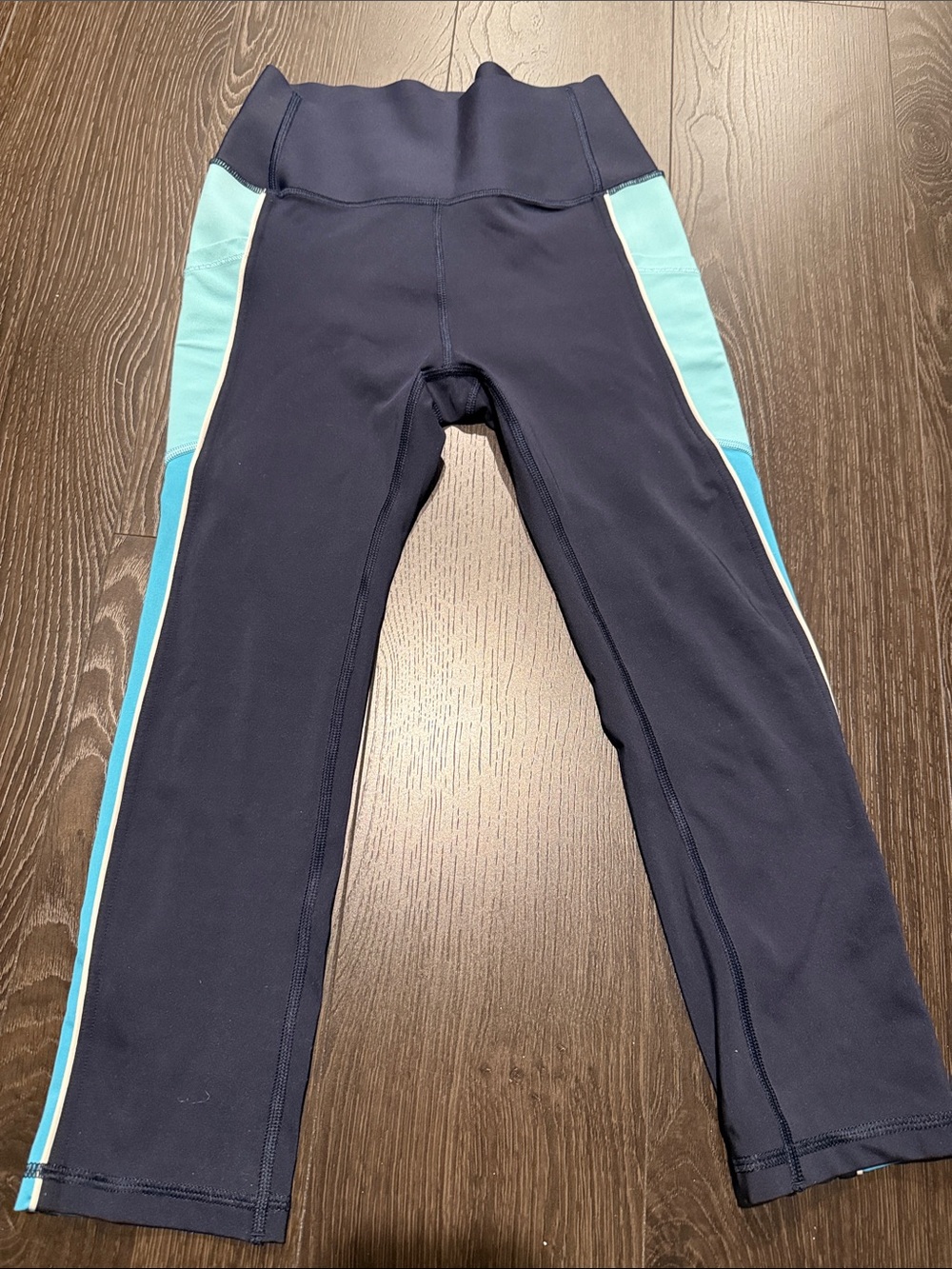 GAP Navy Leggings with Light Blue Side Panels and Aqua Accents